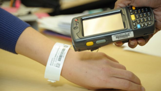 Olt.Pacienții vor primi brățară electronică la internare
