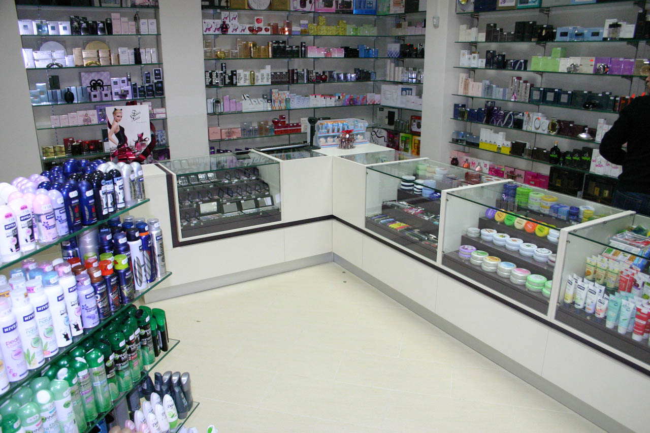 Un produs cosmetic, depistat cu substanțe active medicamentoase, va fi retras de pe piață