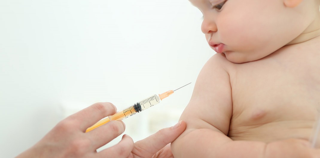 Vaccinul ROR nu crește riscul de autism