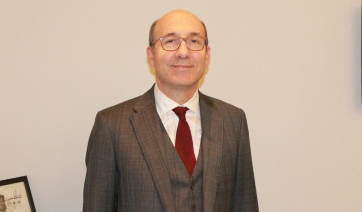 Prof. Dr. Ilhan Elmaci: „Înainte de extirparea unei tumori cerebrale, facem o hartă a creierului”