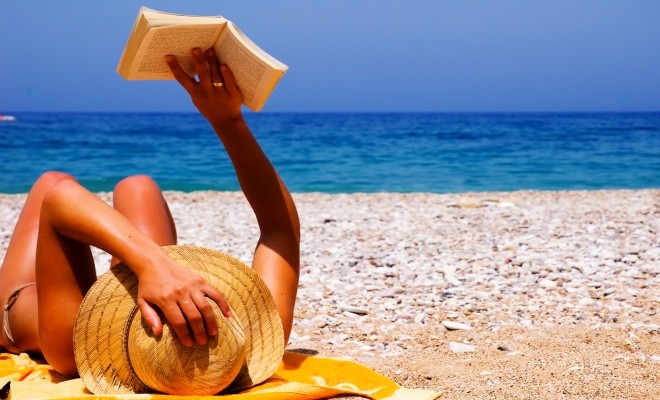 Dr. Pavelina Andrei, medic dermatolog: „Nu mergeți la plajă  între orele 11.00 şi 16.30”