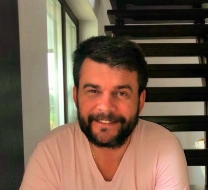 Dr. Ionuț Puiu. Distanțare socială! Stai acasă! Criza economică! Criza medicală!