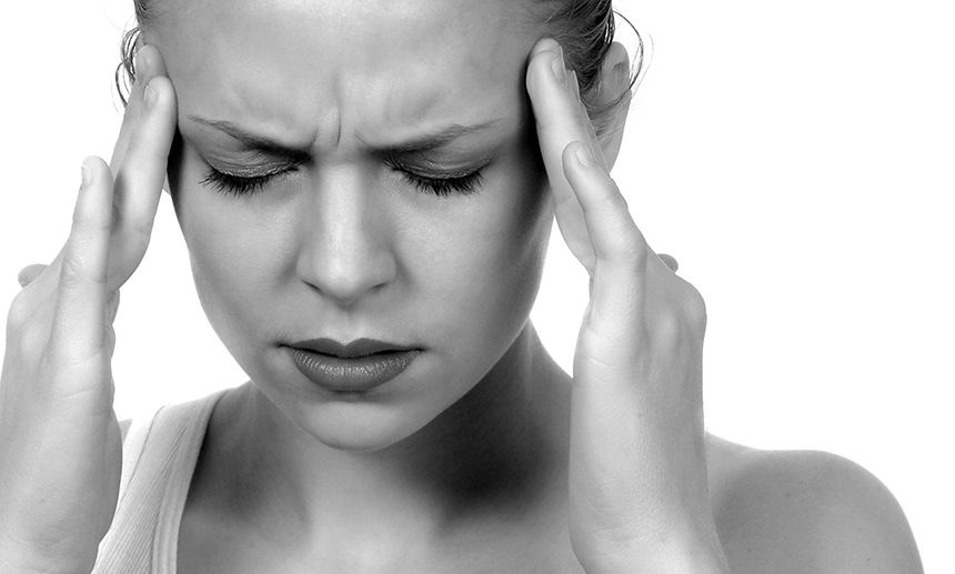 Migrena afectează 1 din 5 femei și 1 din 15 bărbați. Factori declanșatori