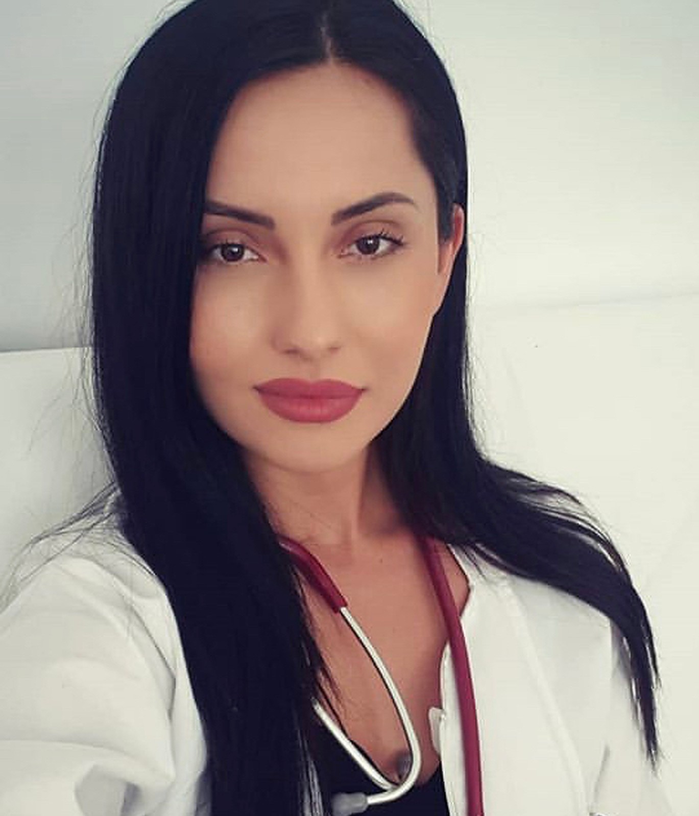 Dr. Ioana-Isabela Nicoară: Efecte dietelor de slăbire asupra sănătății psihice