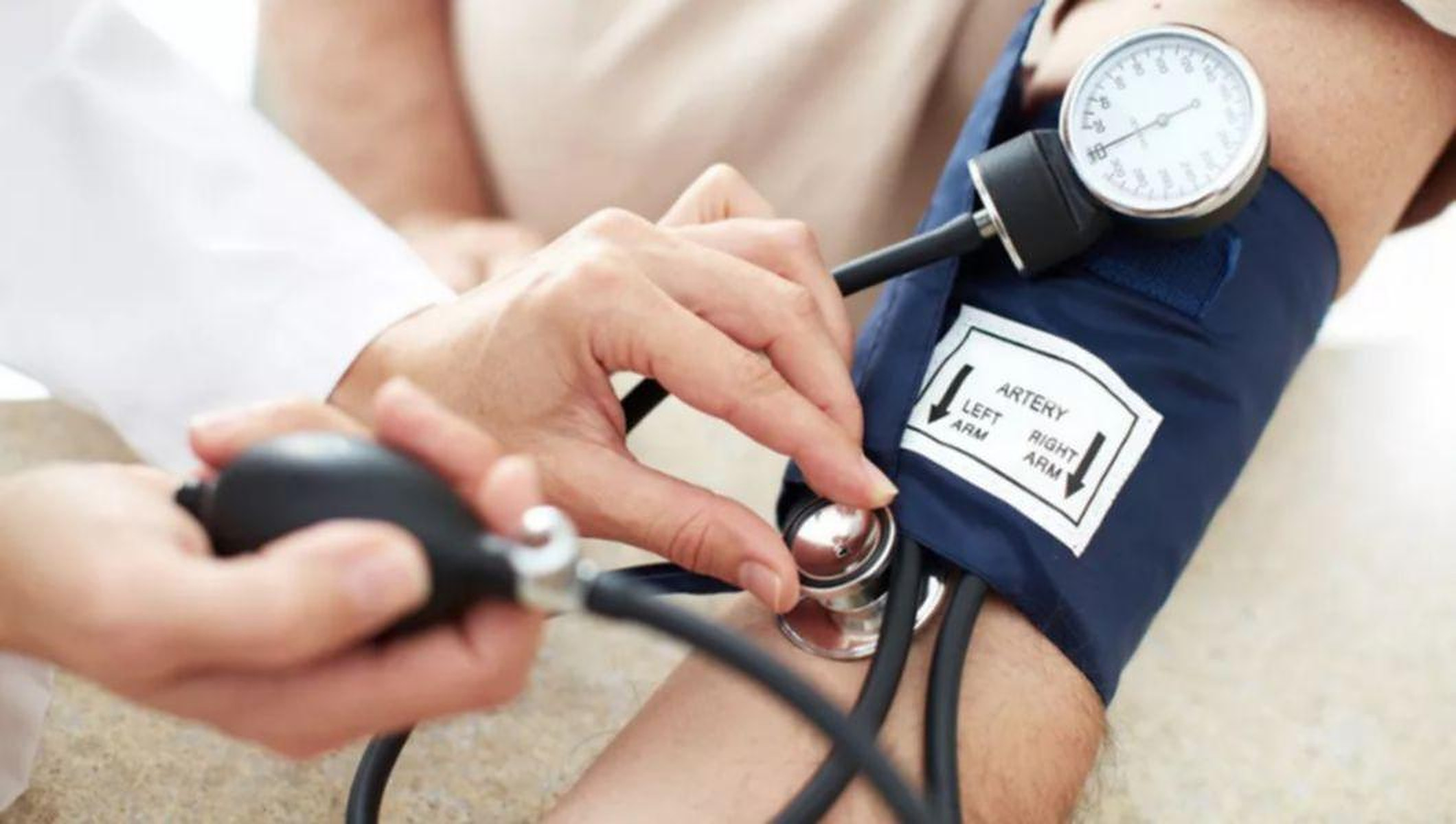 Antrenamentul respirației poate scădea tensiunea arterială. Studiu