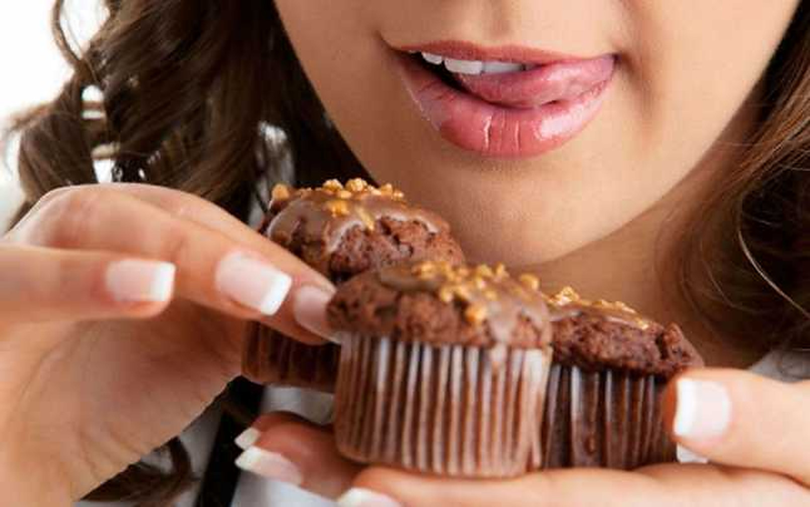 Cum puteți să vă țineți în frâu poftele, mai ales dacă sunteți la dietă