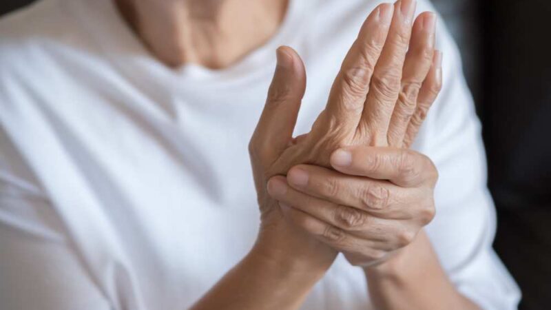 Exerciții care pot ușura durerea de artrită