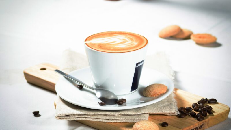 Un studiu de 10 ani a urmărit efectele consumului de cafea și ceai la aproape 10.000 de femei